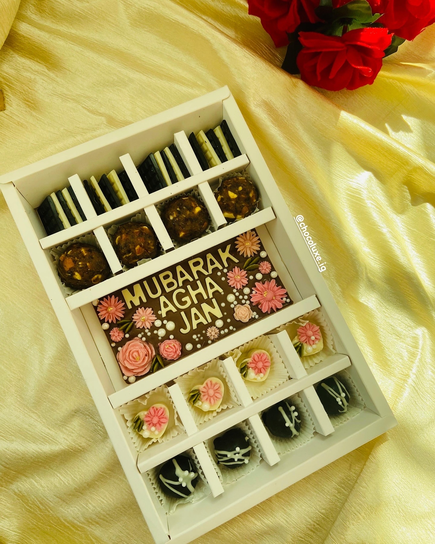 Floral+Dry Fruit Artisian Chocolate